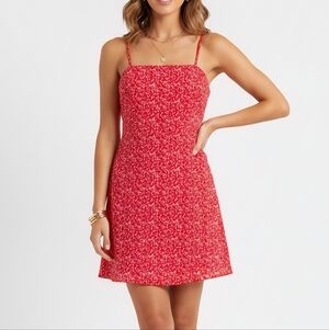 🍓NWT Feminine & Flirty Red Dress by Nasty Gal